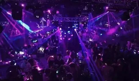 代表酒吧:贛州零點(diǎn)酒吧